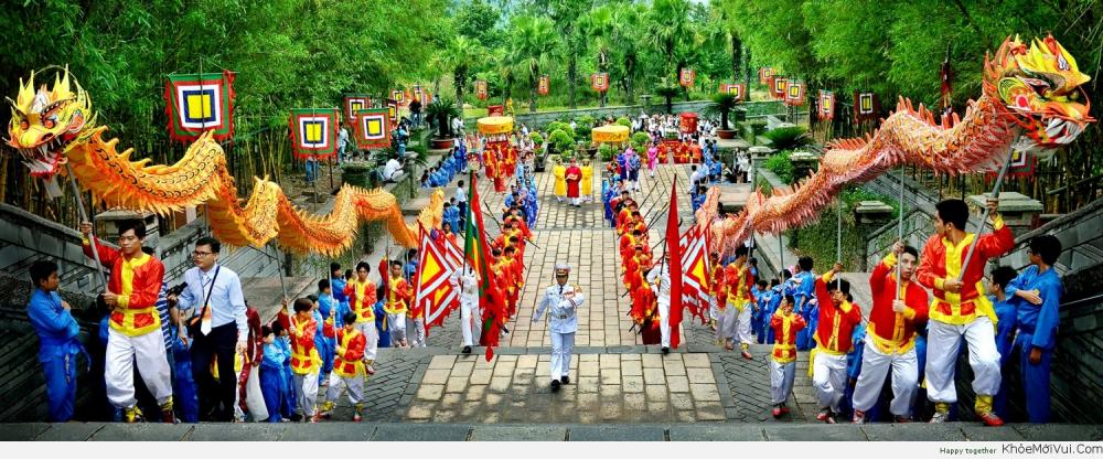 Các ngày nghỉ Lễ: Tháng 4 + 5/2026